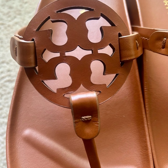 TORY BURCH MILLER CLOUD SIZE 10 - Picture 3 of 11